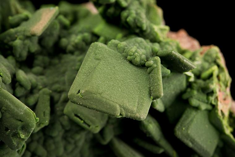 MOTTRAMITE after WULFENITE